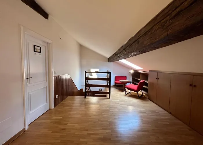 Accanto Piazza Guest house