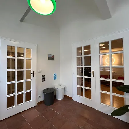 Accanto Piazza Guest house *