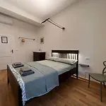 Accanto Piazza