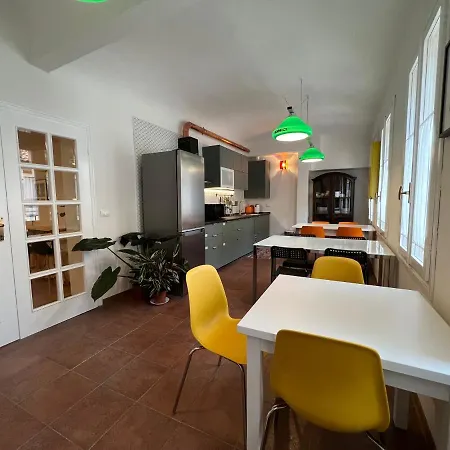 Accanto Piazza بيت ضيافة