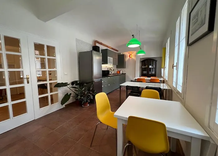 Accanto Piazza بيت ضيافة