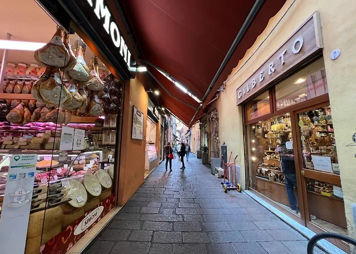 Accanto Piazza 3*